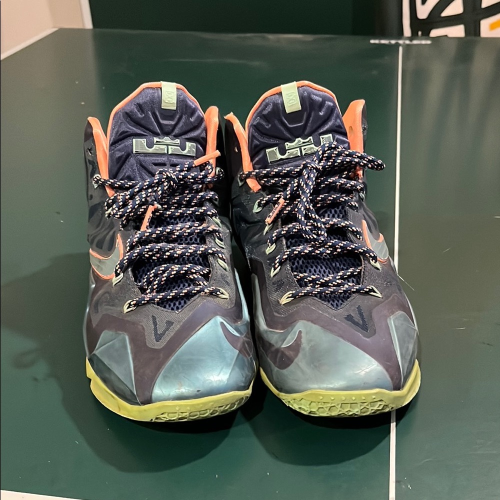 Nike LeBron 11 “Akron vs. Miami” - Picture 4 of 9